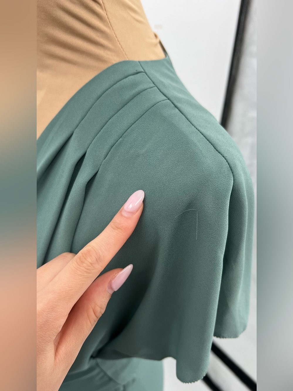 Ann Taylor Sage Green wedding guest fit & flare Tie Waist Dress flutter sleeve 2 - Picture 11 of 12